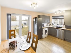 Kitchen/ diner- click for photo gallery